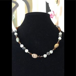 PACKMAN-CATSEYE BEADED NECKLACE.